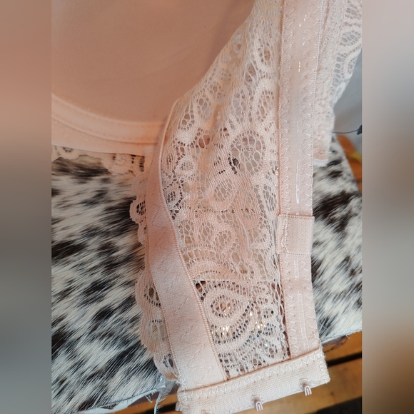 Lucky Brand Full Figure Removeable Straps Smooth & Lace Bra Cream Size 42D - Picture 6 of 9